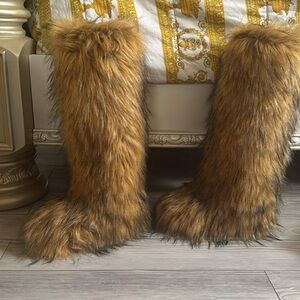 Faux Fur Brown Boot Covers brand new never worn